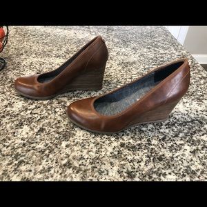 New Dr Scholl’s Penelope Wedge Pump Brown Size 10